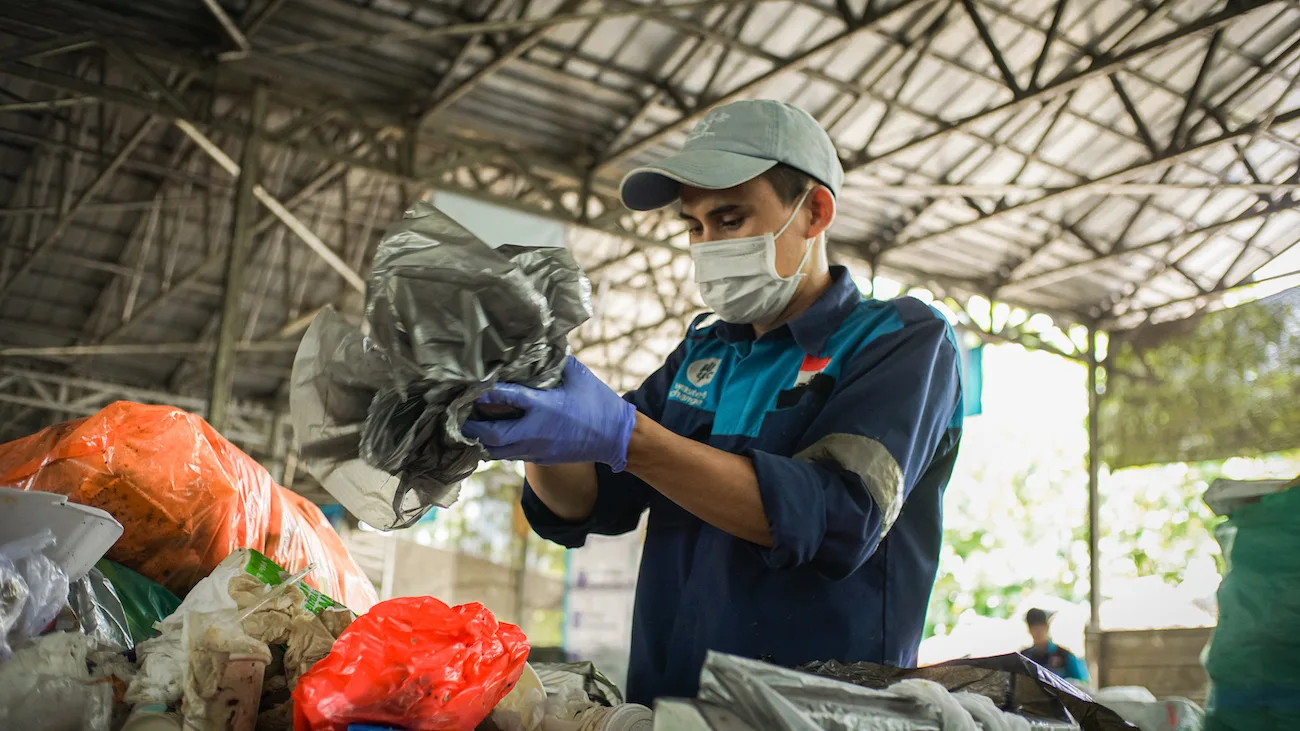 Pabrik Daur Ulang Plastik