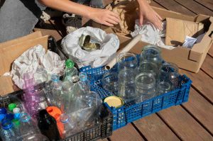 usaha daur ulang sampah plastik
