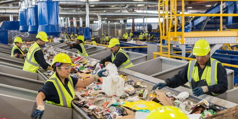 Bisnis Sampah Rumah Tangga, Manfaat Dan Pengolahannya